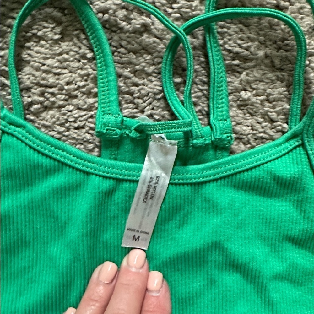 Crop tank green - Picture 2 of 5